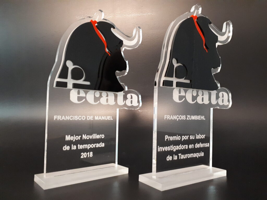 Trofeos Taurinos Petaca